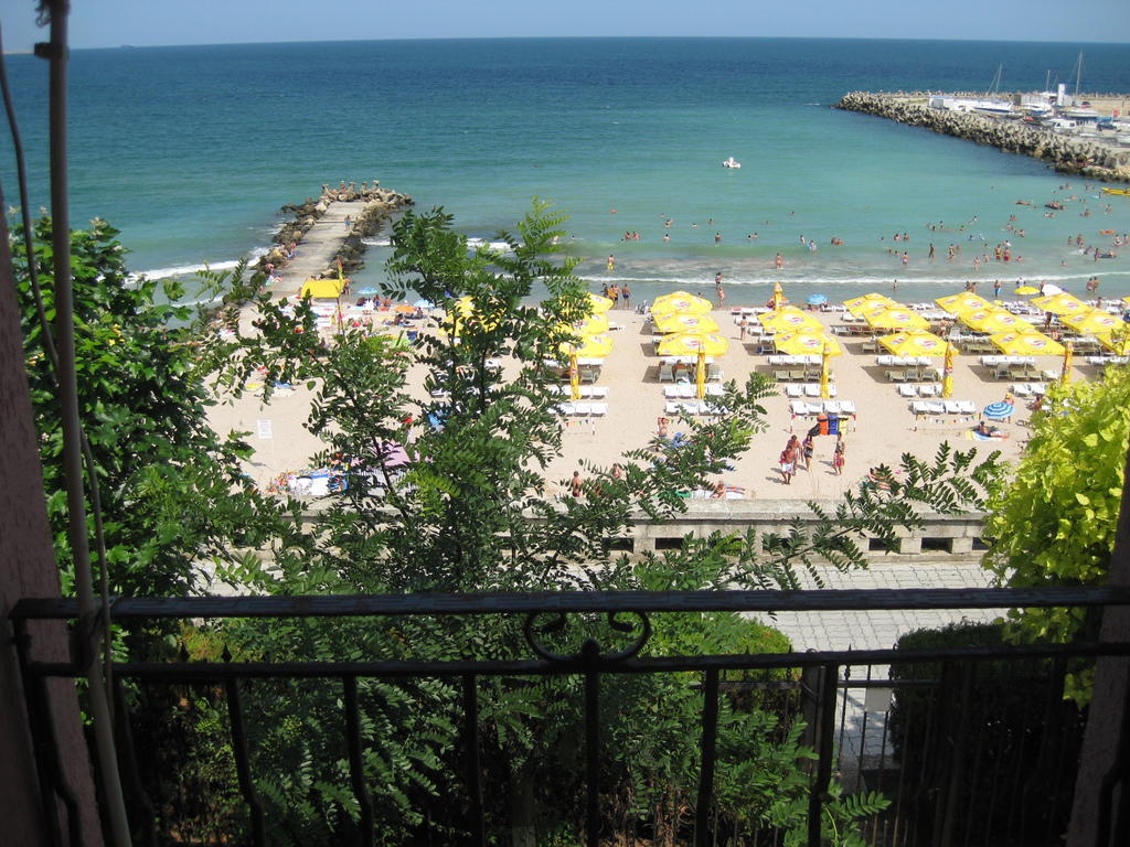 V3 Villa Eforie Nord Oda fotoğraf